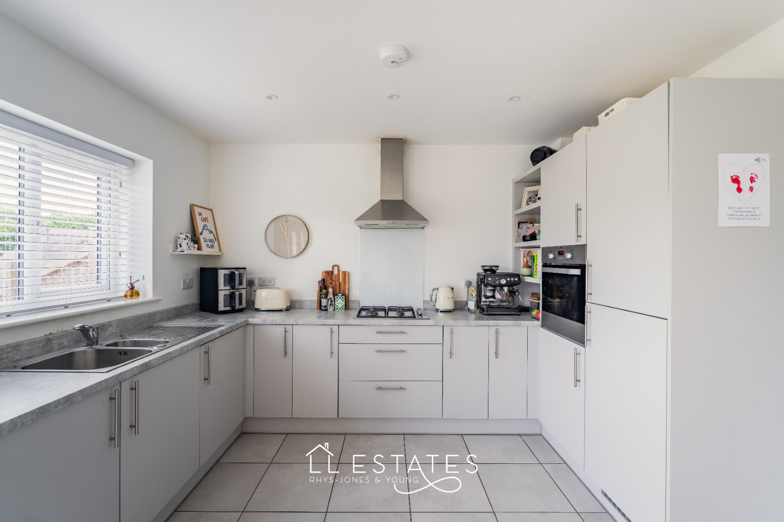 3 bed detached house for sale in Maes Cwyfan, Dyserth  - Property Image 5
