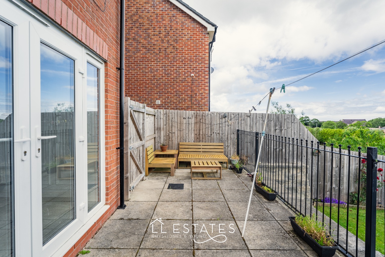 3 bed detached house for sale in Maes Cwyfan, Dyserth 10