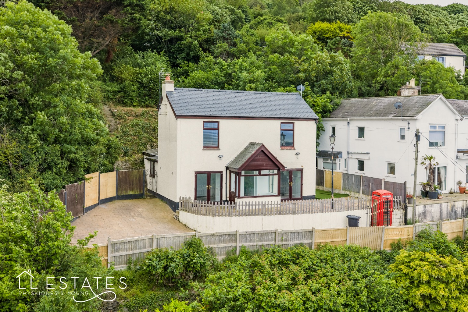 3 bed detached house for sale in Bayview, Hillside, Prestatyn, Denbighshire, LL19 9EN  - Property Image 1