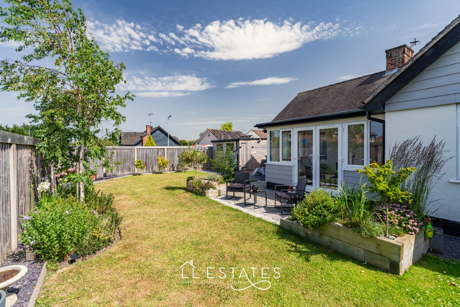 3 bed detached bungalow for sale in Dyserth Road, Rhyl, LL18 4DT  - Property Image 2