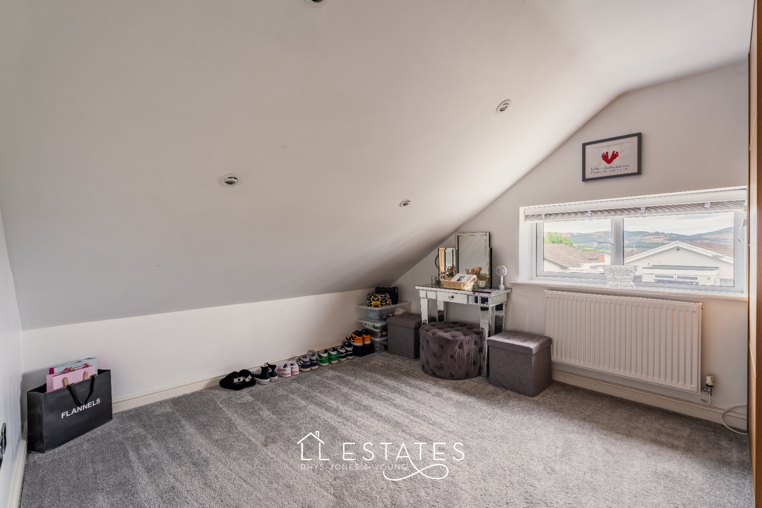 4 bed detached house for sale in The Views, Upper Denbigh Road, St. Asaph, Denbighshire, LL17 0BG  - Property Image 15