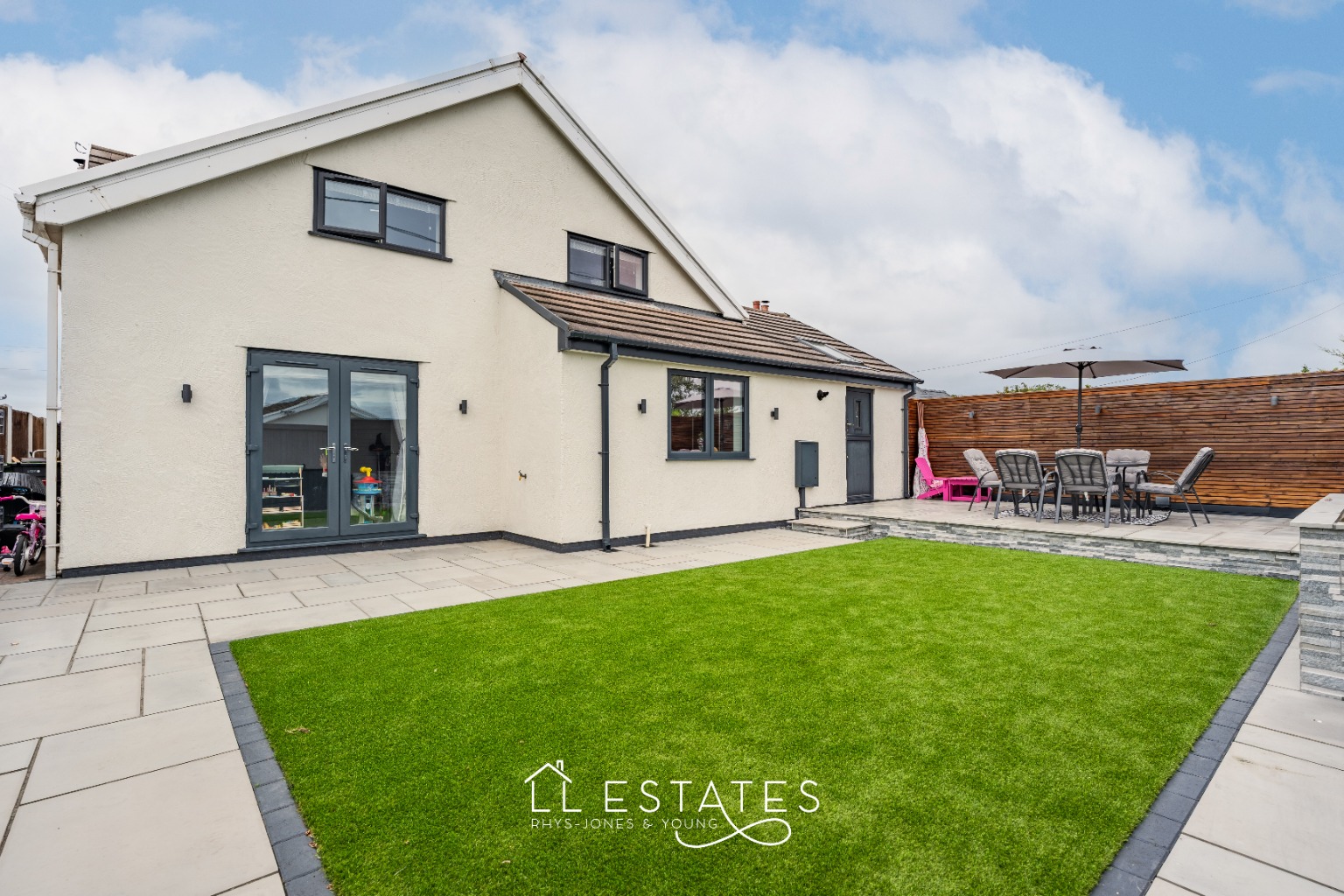 4 bed detached house for sale in The Views, Upper Denbigh Road, St. Asaph, Denbighshire, LL17 0BG  - Property Image 19