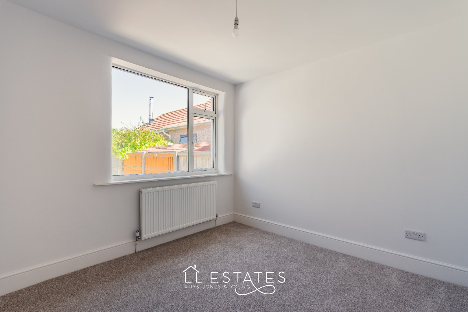3 bed bungalow for sale in 78 Victoria Road West, Prestatyn, Denbighshire, LL19 7AF  - Property Image 9