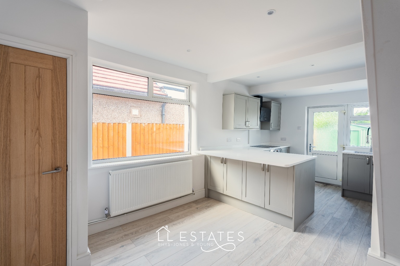 3 bed bungalow for sale in 78 Victoria Road West, Prestatyn, Denbighshire, LL19 7AF 4