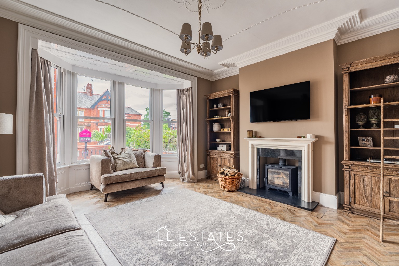 5 bed semi-detached house for sale in 20, Queens Walk, Rhyl, LL18 3NG 5