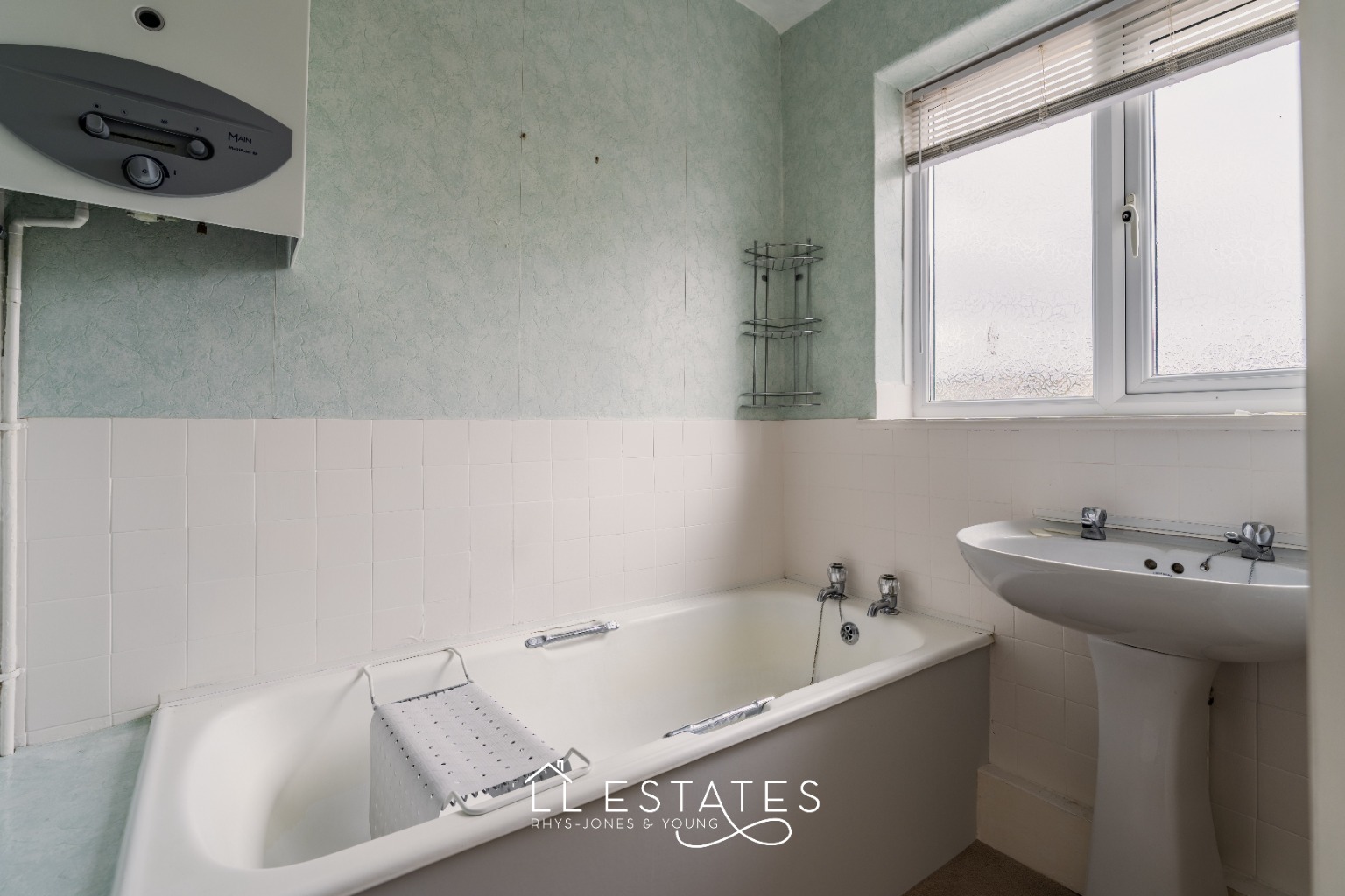 3 bed semi-detached house for sale in Hillside Avenue, Old Colwyn, LL29 9UB  - Property Image 9