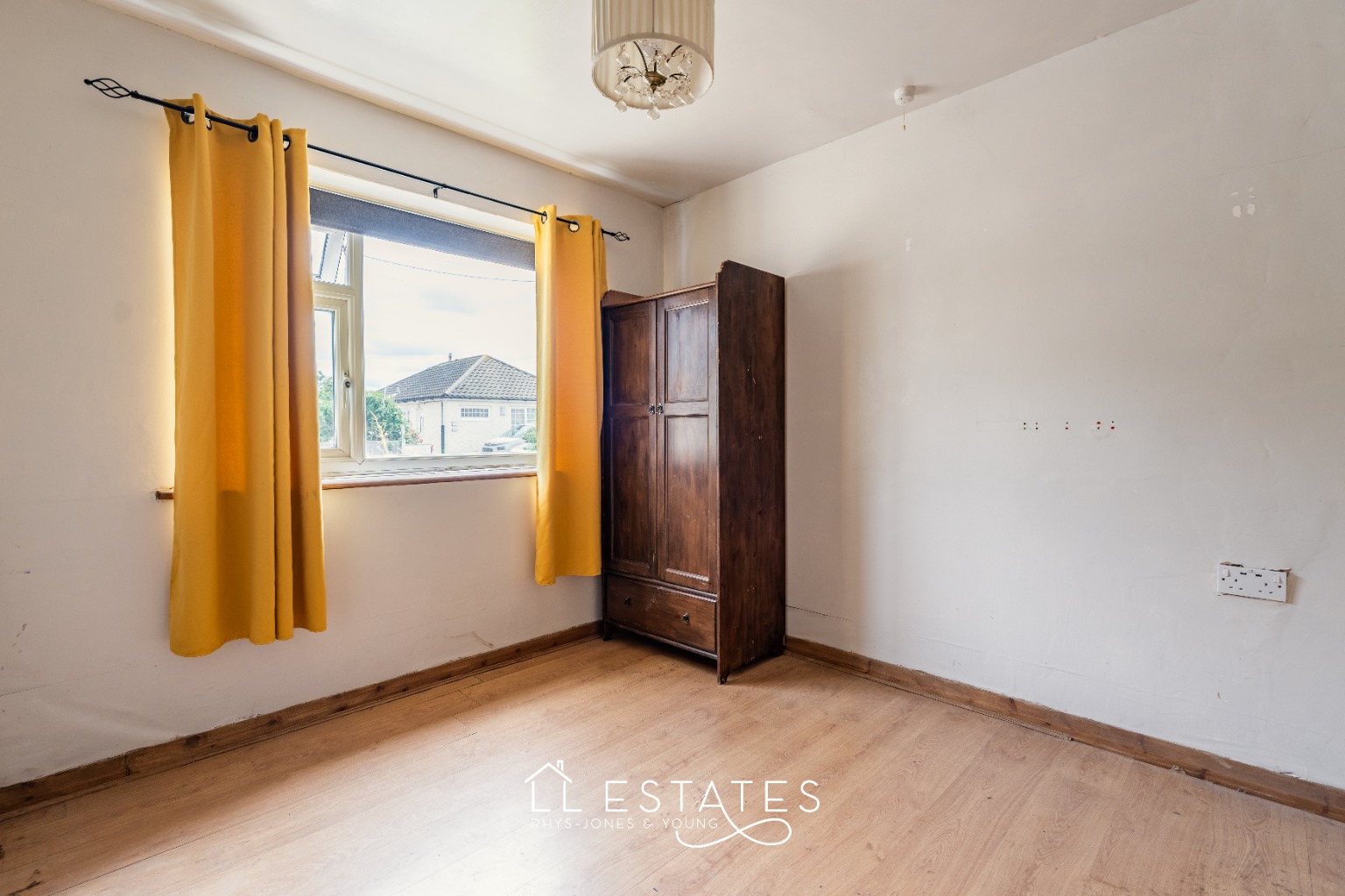 3 bed detached bungalow for sale in 32 Llugwy Road, Kinmel Bay, Conwy, LL18 5LD  - Property Image 7