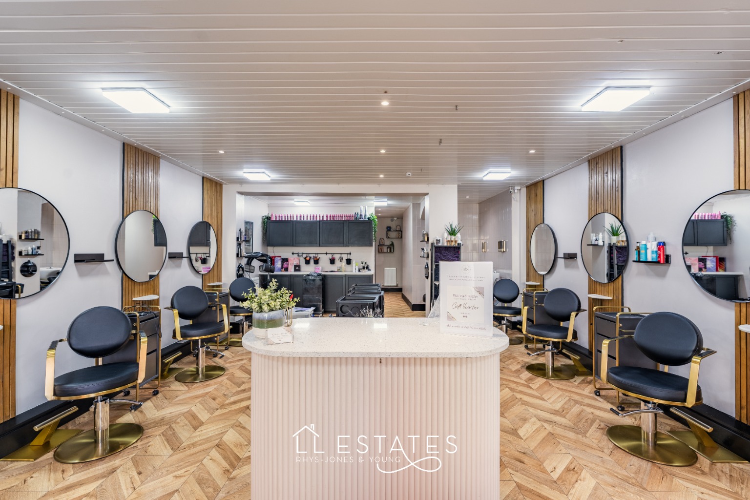 2 bed hairdresser/barber shop for sale in Prestatyn, Denbighshire, LL19 3