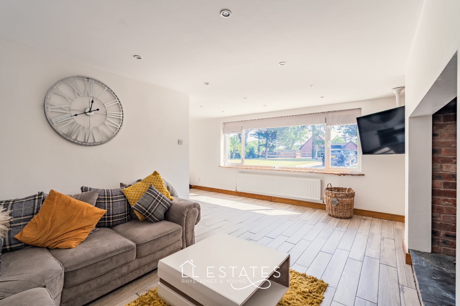 4 bed detached bungalow for sale in Towyn Way East, Towyn, Abergele, Conwy, LL22 6