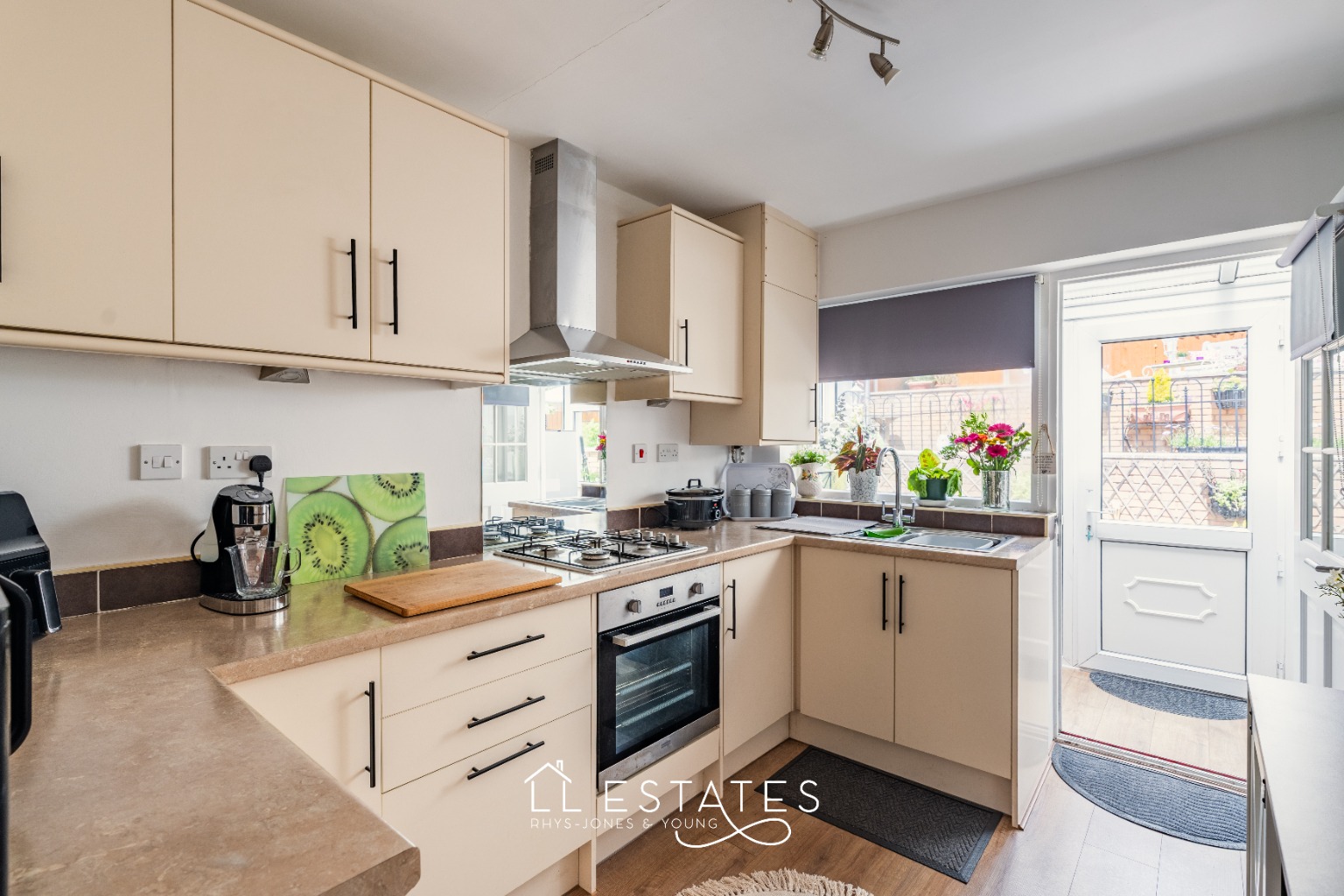 2 bed semi-detached bungalow for sale in 39 St. Chads Way, Prestatyn, Denbighshire, LL19 8SN 5
