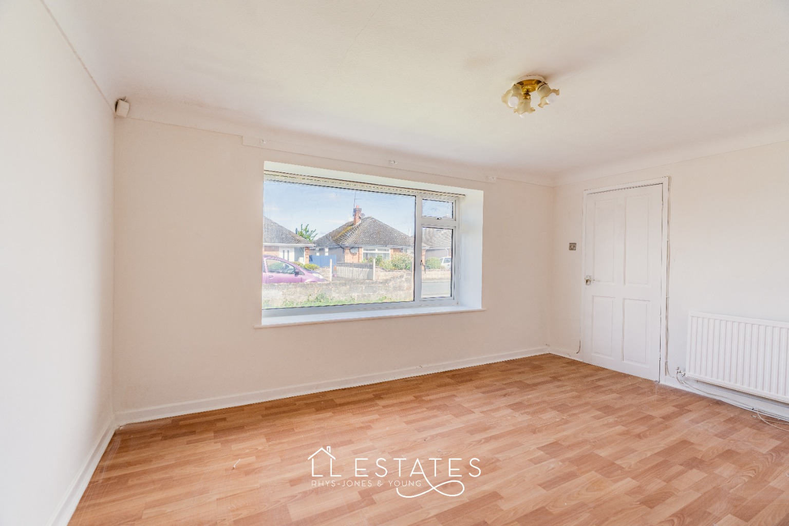 2 bed detached bungalow for sale in 1 Woodside Gardens, Rhyl, Denbighshire, LL18 2NW 4