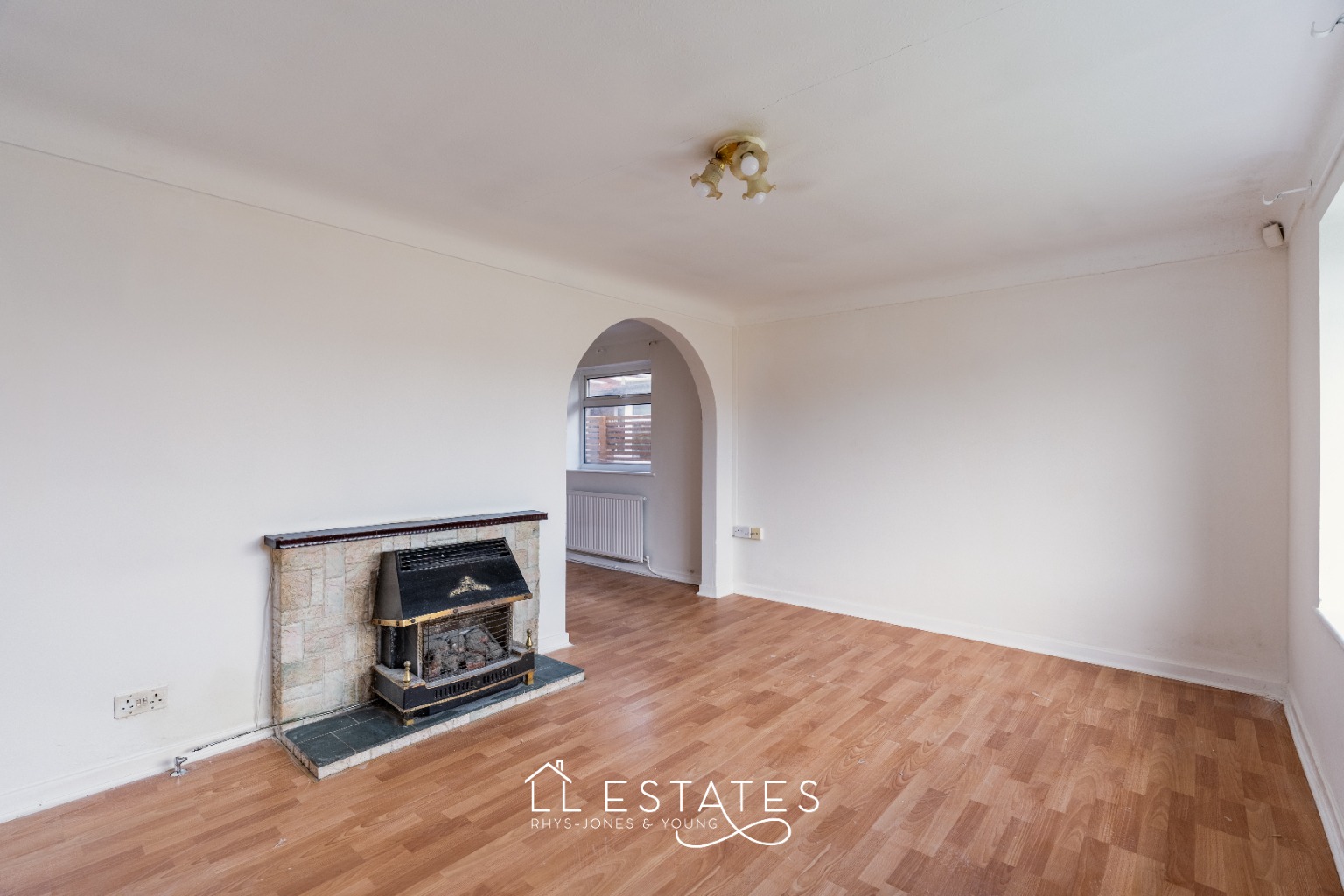 2 bed detached bungalow for sale in 1 Woodside Gardens, Rhyl, Denbighshire, LL18 2NW  - Property Image 2