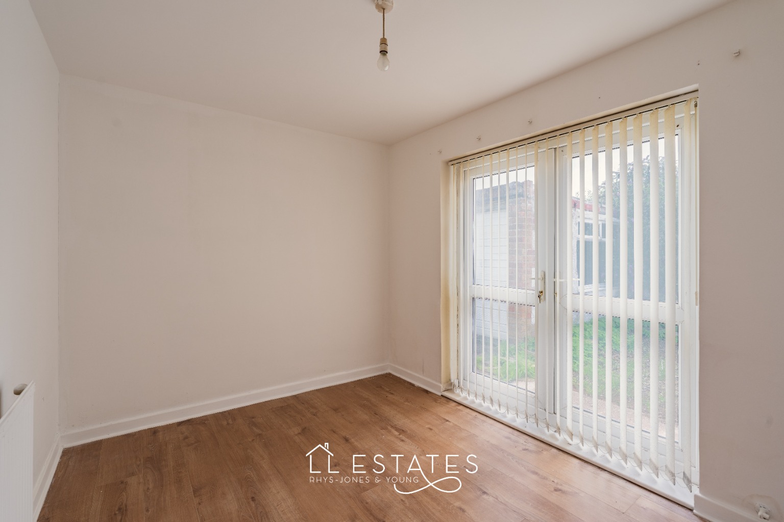 2 bed detached bungalow for sale in 1 Woodside Gardens, Rhyl, Denbighshire, LL18 2NW 7