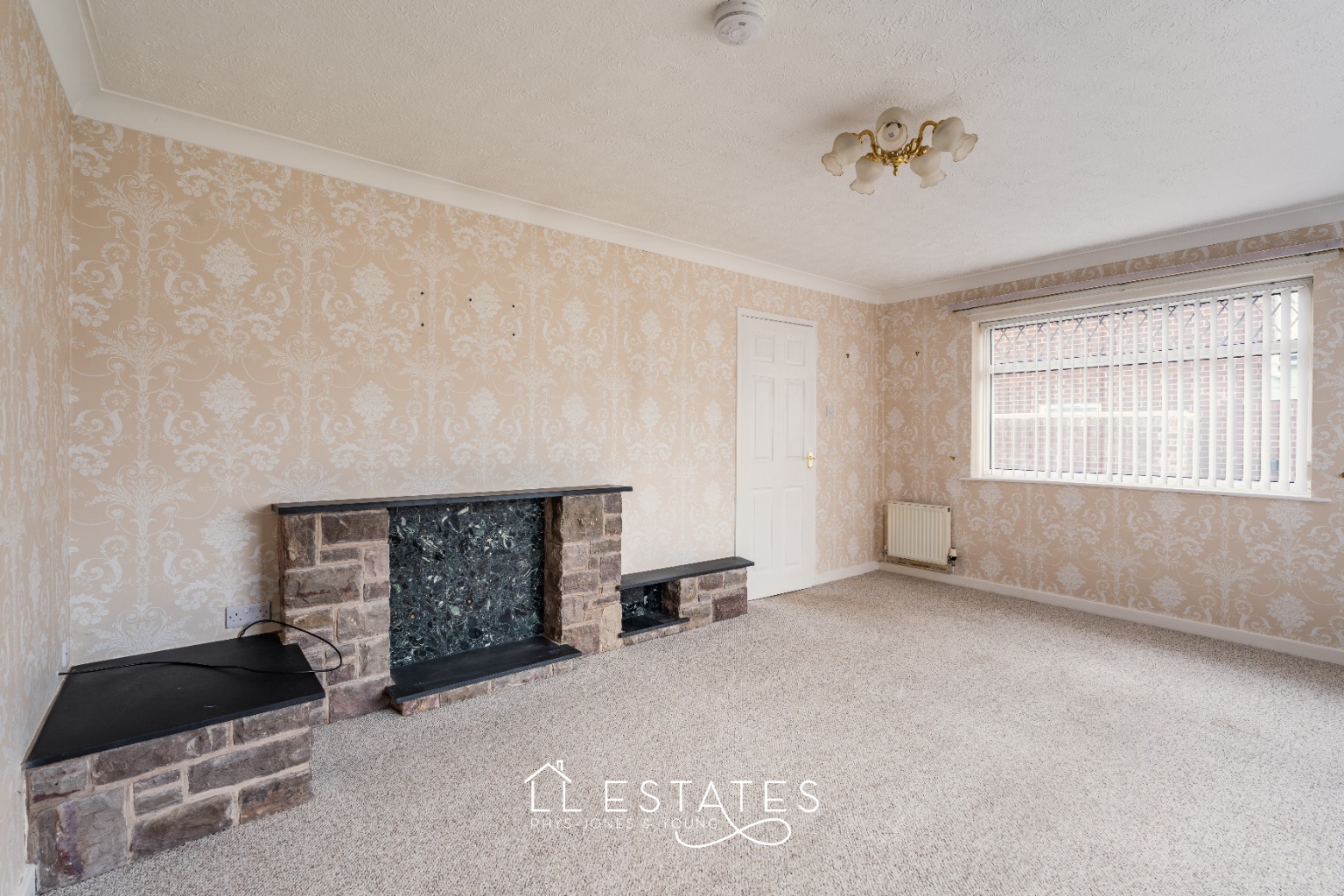 2 bed detached bungalow for sale in 12 Llys Clwyd, St. Asaph, Denbighshire, LL17 0UA  - Property Image 6