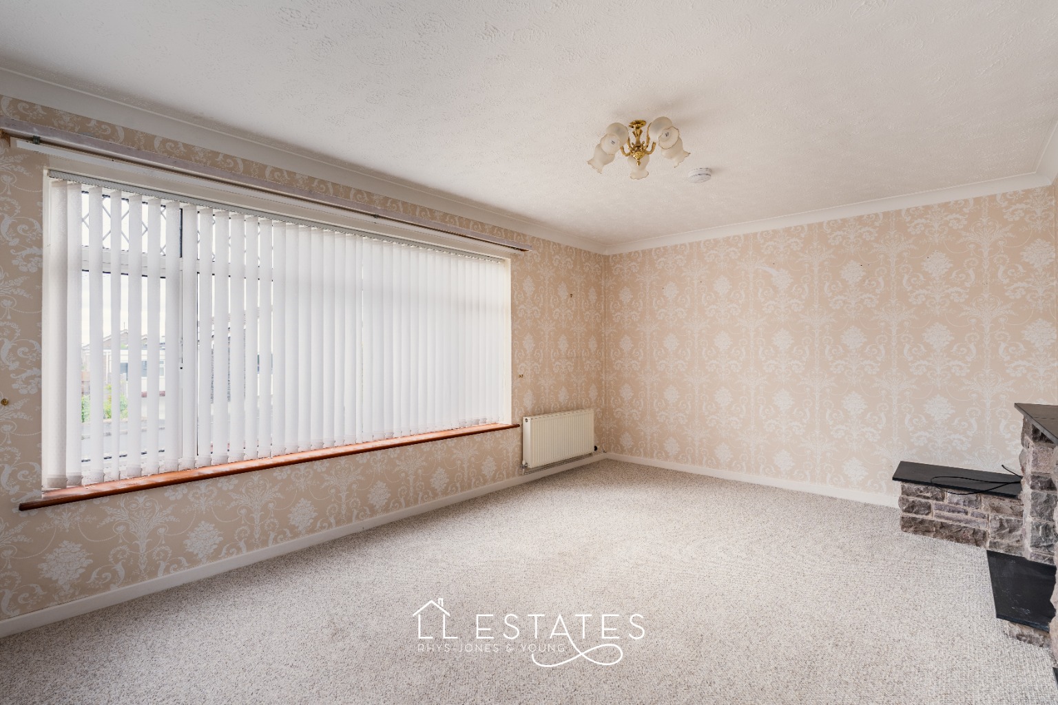 2 bed detached bungalow for sale in 12 Llys Clwyd, St. Asaph, Denbighshire, LL17 0UA  - Property Image 2