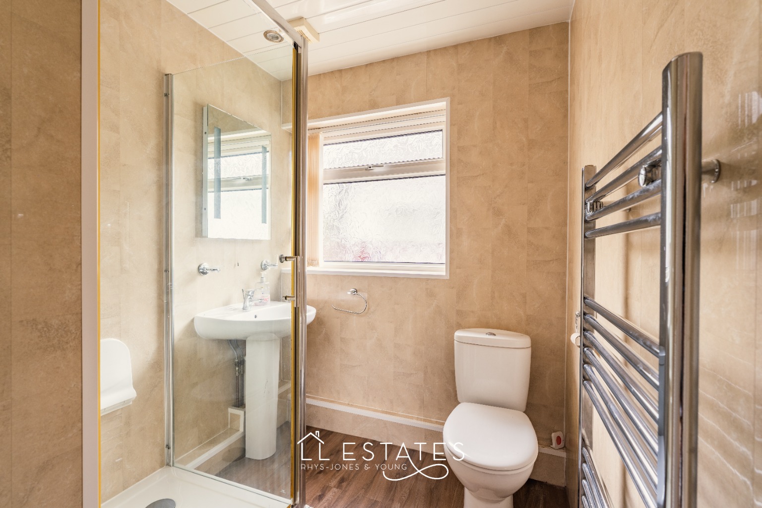 2 bed detached bungalow for sale in 12 Llys Clwyd, St. Asaph, Denbighshire, LL17 0UA  - Property Image 10
