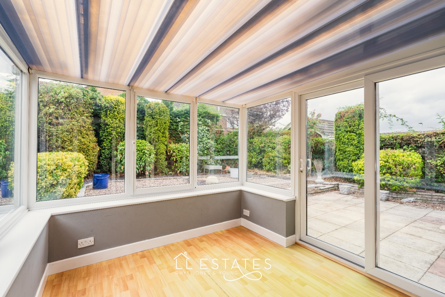 2 bed detached bungalow for sale in 12 Llys Clwyd, St. Asaph, Denbighshire, LL17 0UA 8