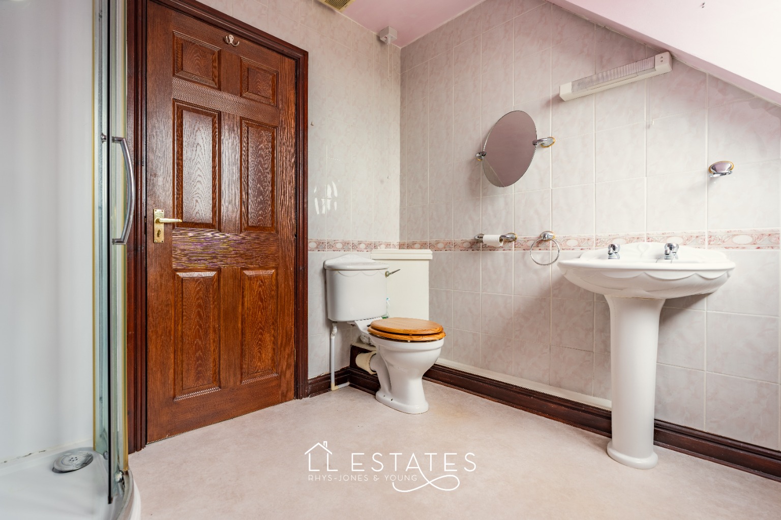 3 bed detached house for sale in Trefnant, Denbigh, Denbighshire, LL16 8