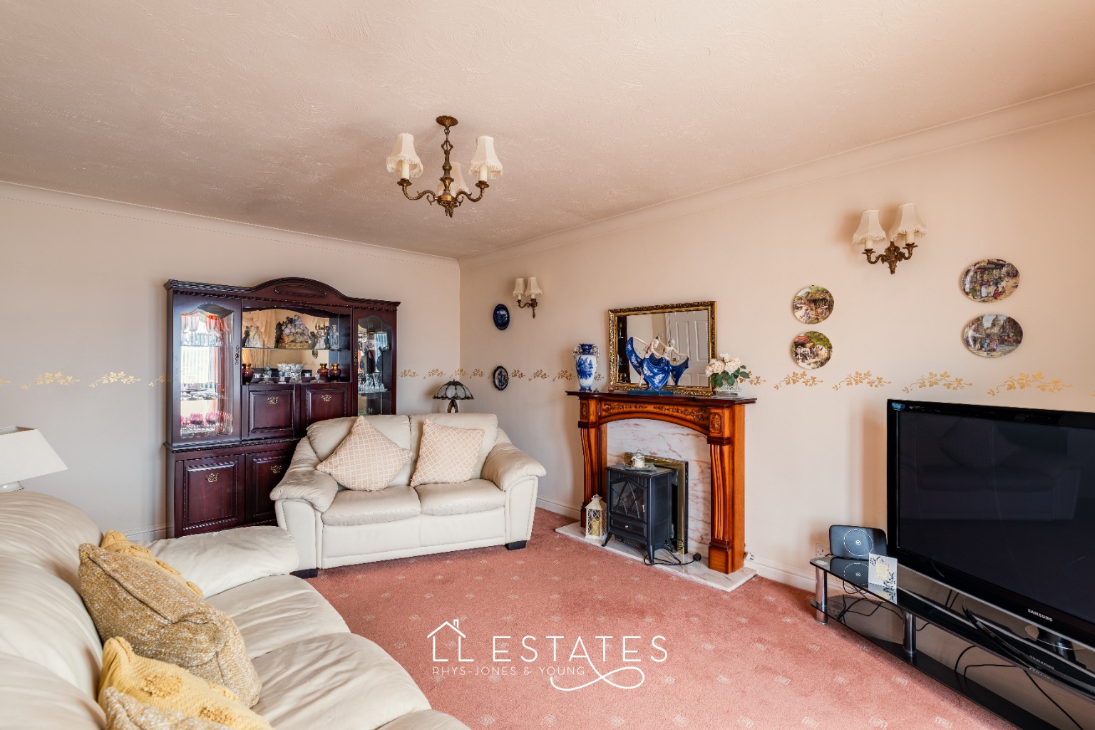 2 bed detached bungalow for sale in 40 Maes Offa, Trelawnyd, Flintshire, LL18 6PE 4