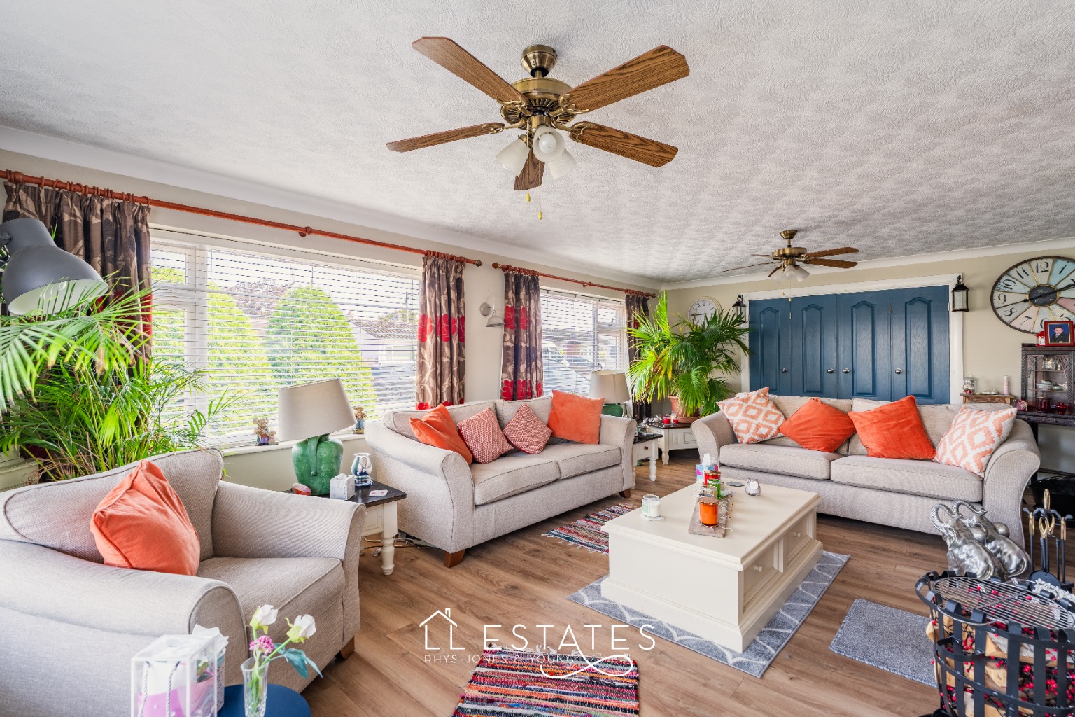 4 bed detached bungalow for sale in 11 Cilgant Eglwys Wen, Bodelwyddan, Denbighshire, LL18 5US  - Property Image 2