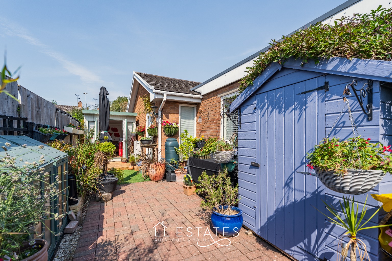 4 bed detached bungalow for sale in 11 Cilgant Eglwys Wen, Bodelwyddan, Denbighshire, LL18 5US  - Property Image 13