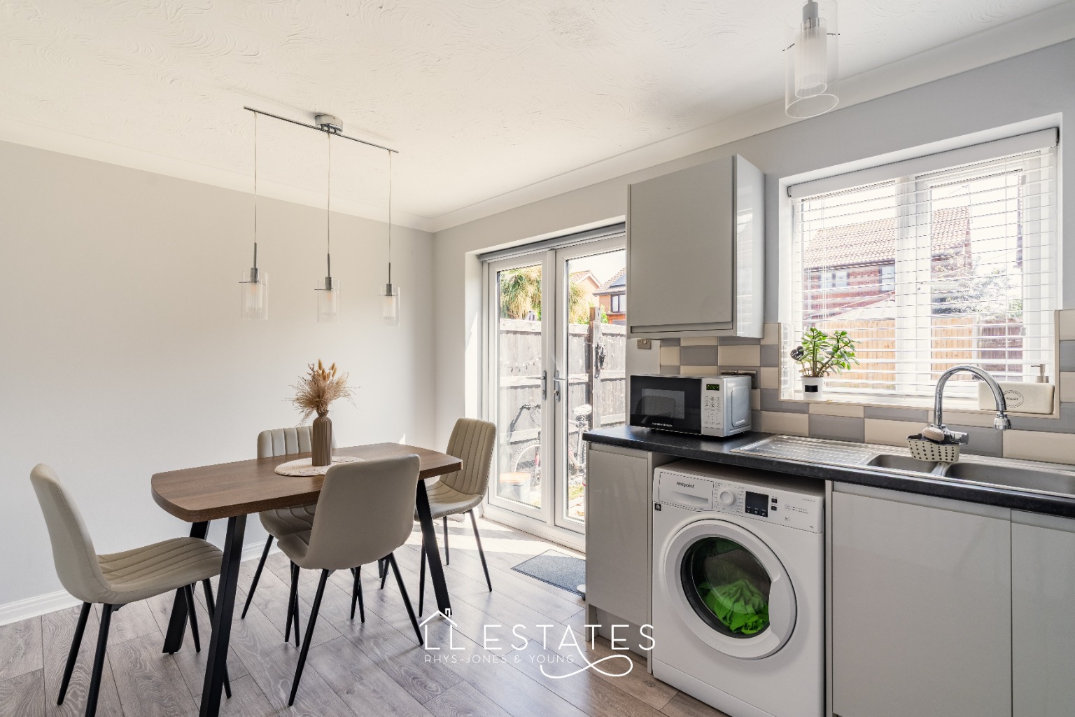 3 bed semi-detached house for sale in Walnut Crescent, Rhyl. LL18 4PQ 4