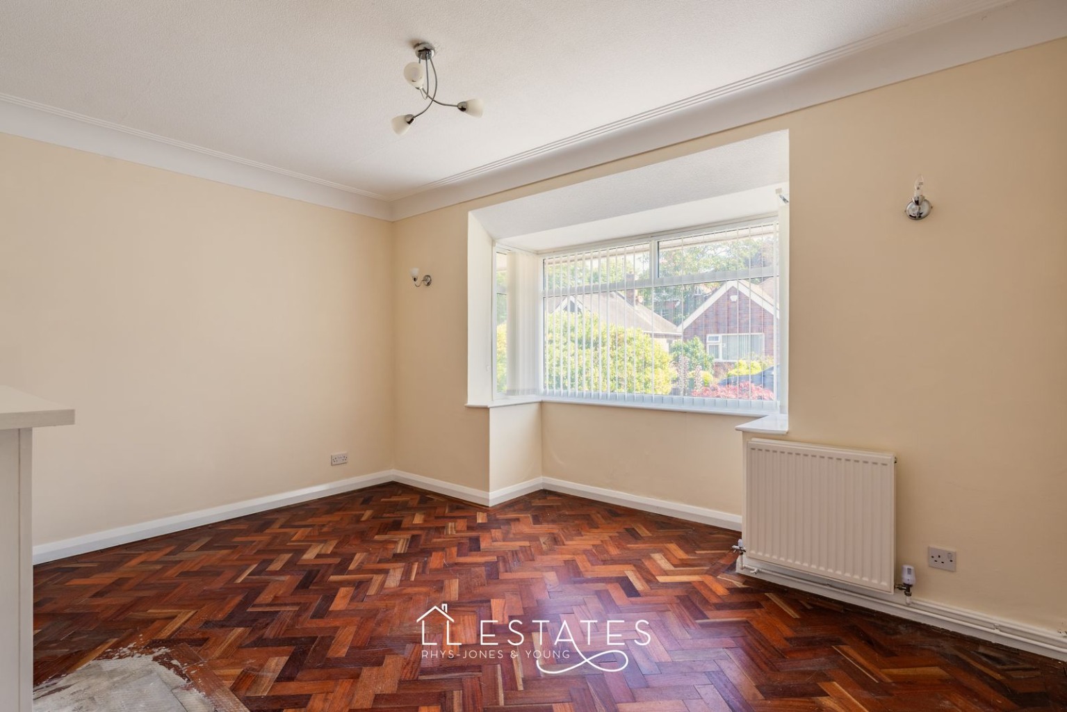 3 bed detached bungalow for sale in Russell Court, Rhyl, Denbighshire, LL18 4