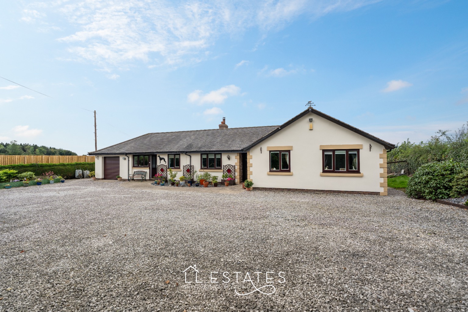 4 bed detached bungalow for sale in The Sycamores, Sarn, Holywell, Flintshire, CH8 9DE 4
