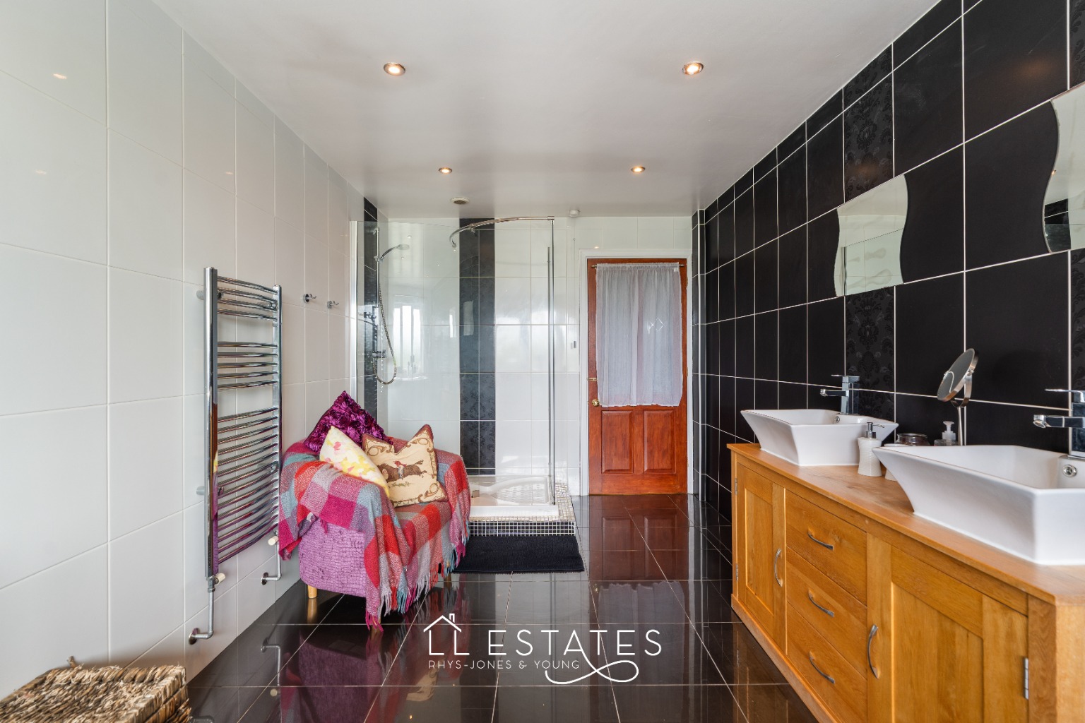4 bed detached bungalow for sale in The Sycamores, Sarn, Holywell, Flintshire, CH8 9DE 17