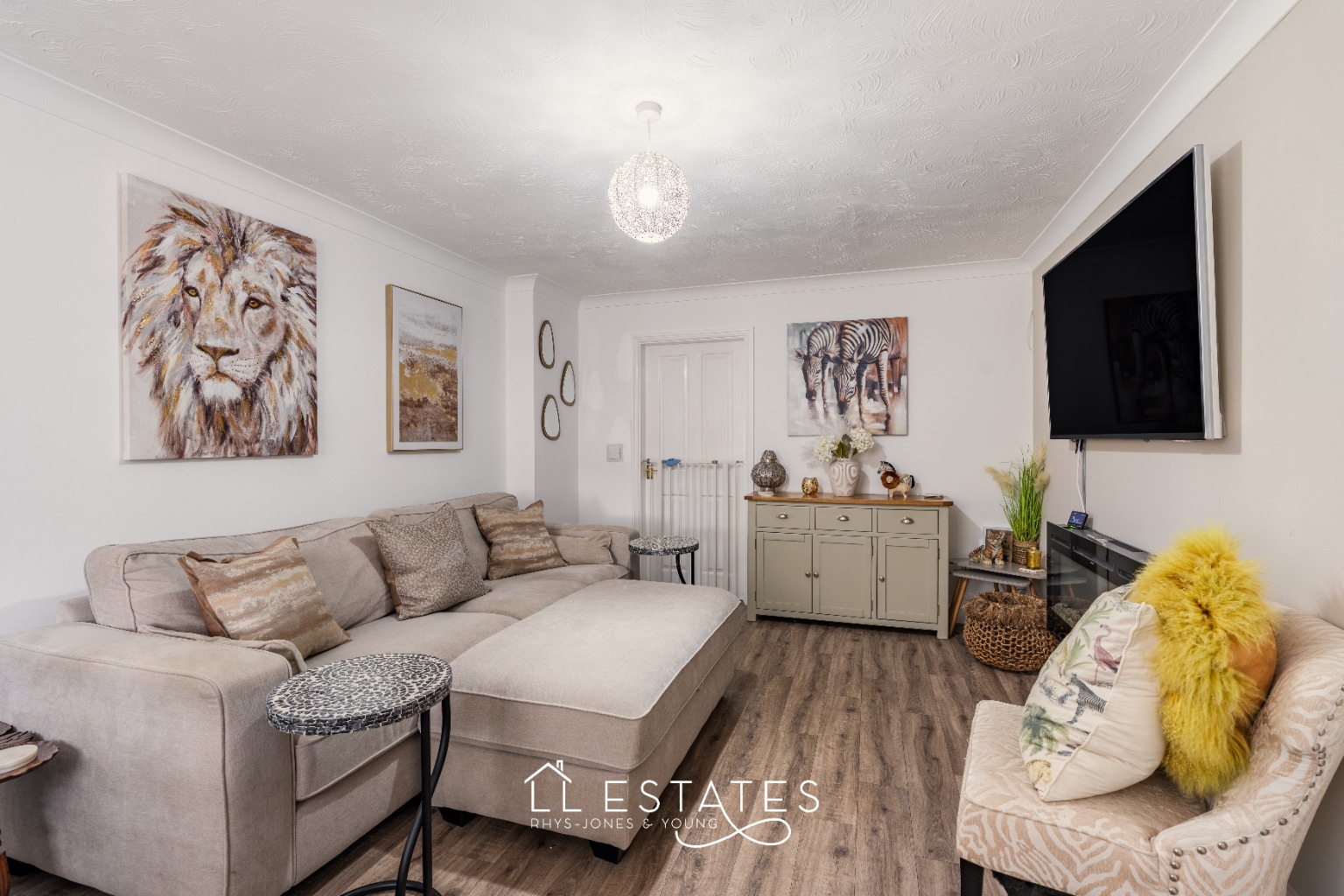 3 bed semi-detached house for sale in 1, Llys Bala, Kinmel Bay, LL18 5FW  - Property Image 5