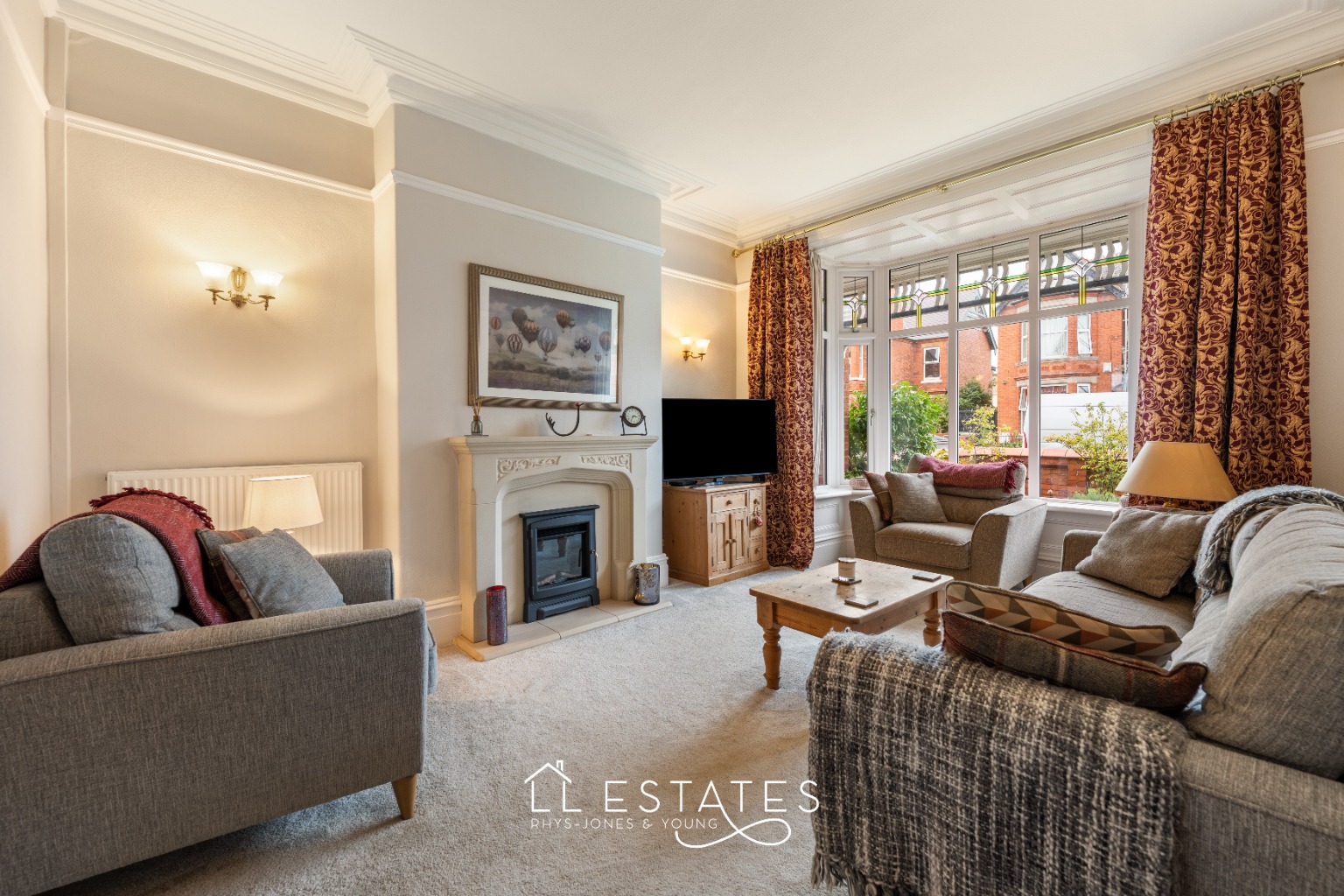 5 bed semi-detached house for sale in Highfield Park, Rhyl, LL18 3NH  - Property Image 3