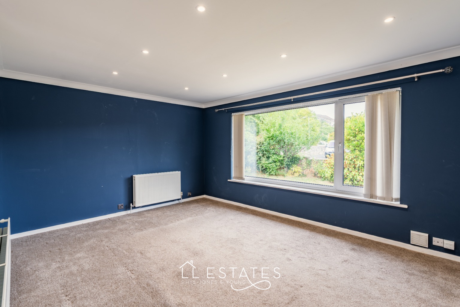 3 bed detached bungalow to rent in Glan Ffyddion, Dyserth, Rhyl, Denbighshire, LL18 3