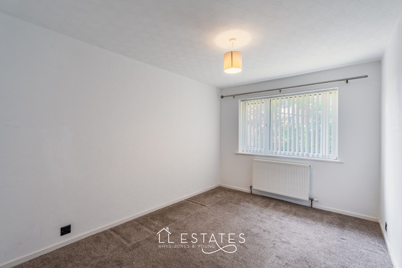 3 bed detached bungalow to rent in Glan Ffyddion, Dyserth, Rhyl, Denbighshire, LL18 6