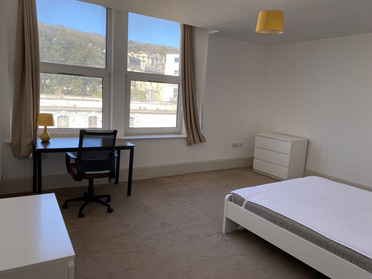 1 bed house share to rent in Claremont Crescent, Weston-super-Mare 1