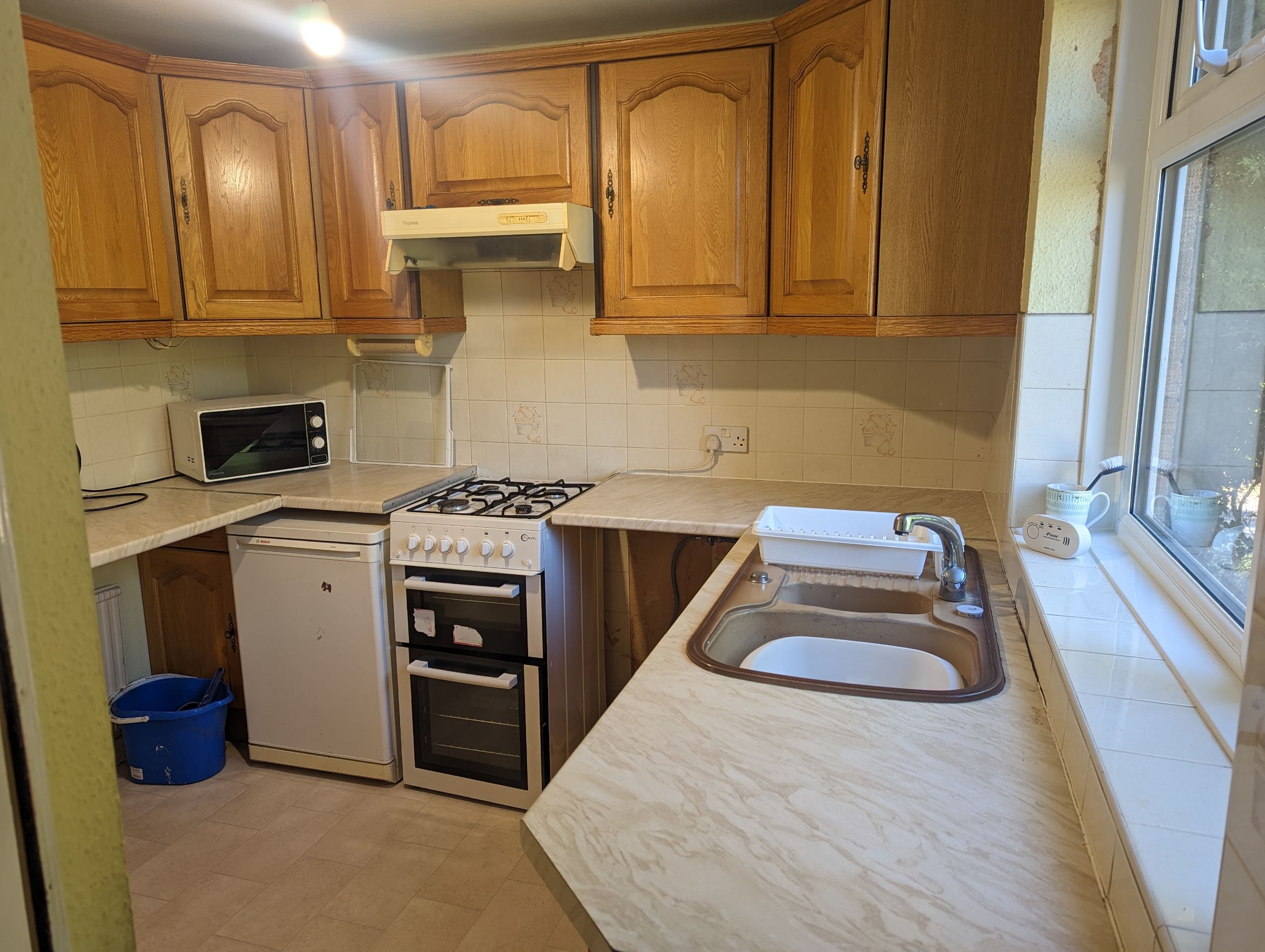 2 bed flat to rent in Roselarge Gardens, Bristol 5