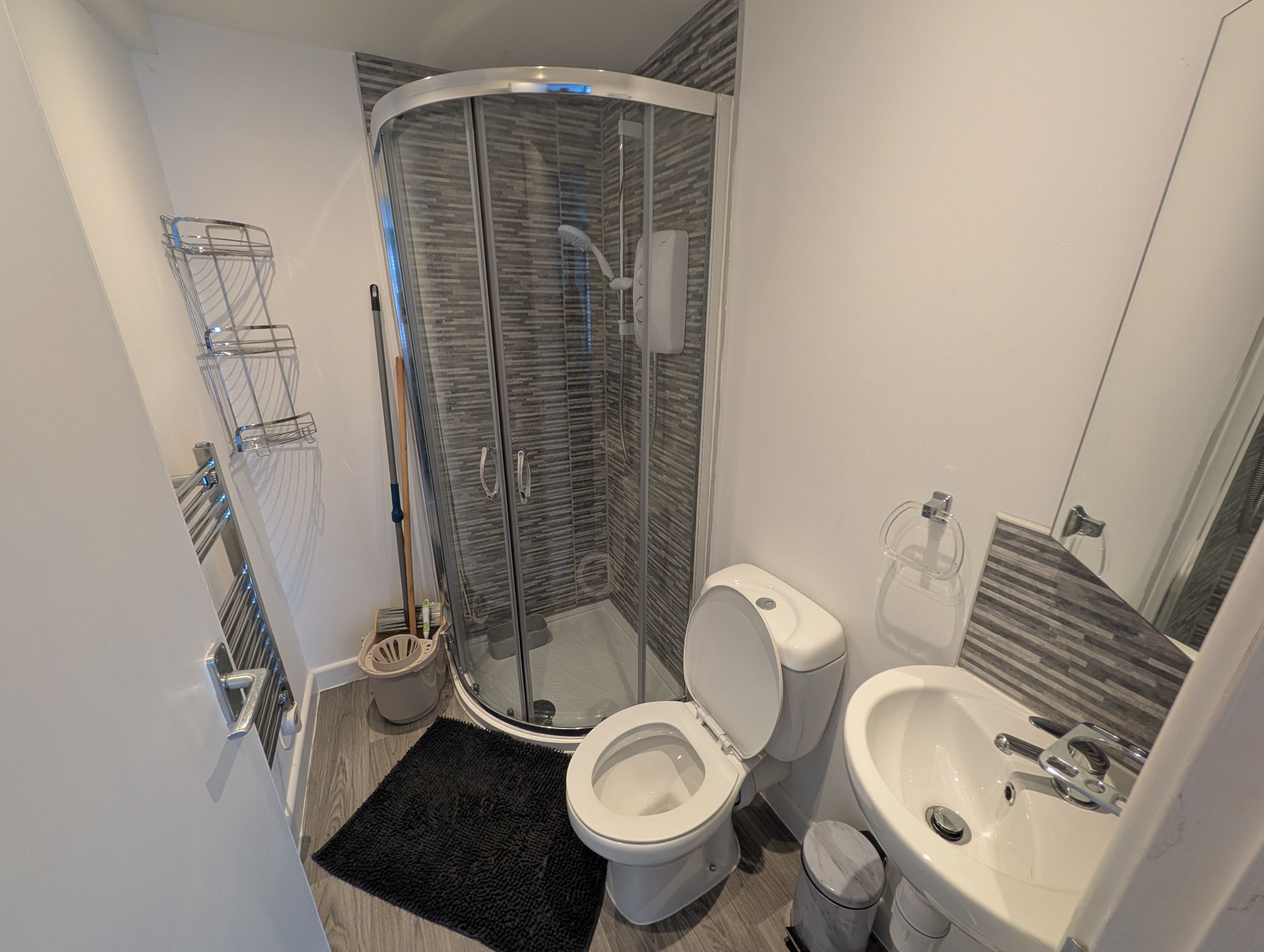 1 bed flat to rent in Greenside Close, Bristol 6