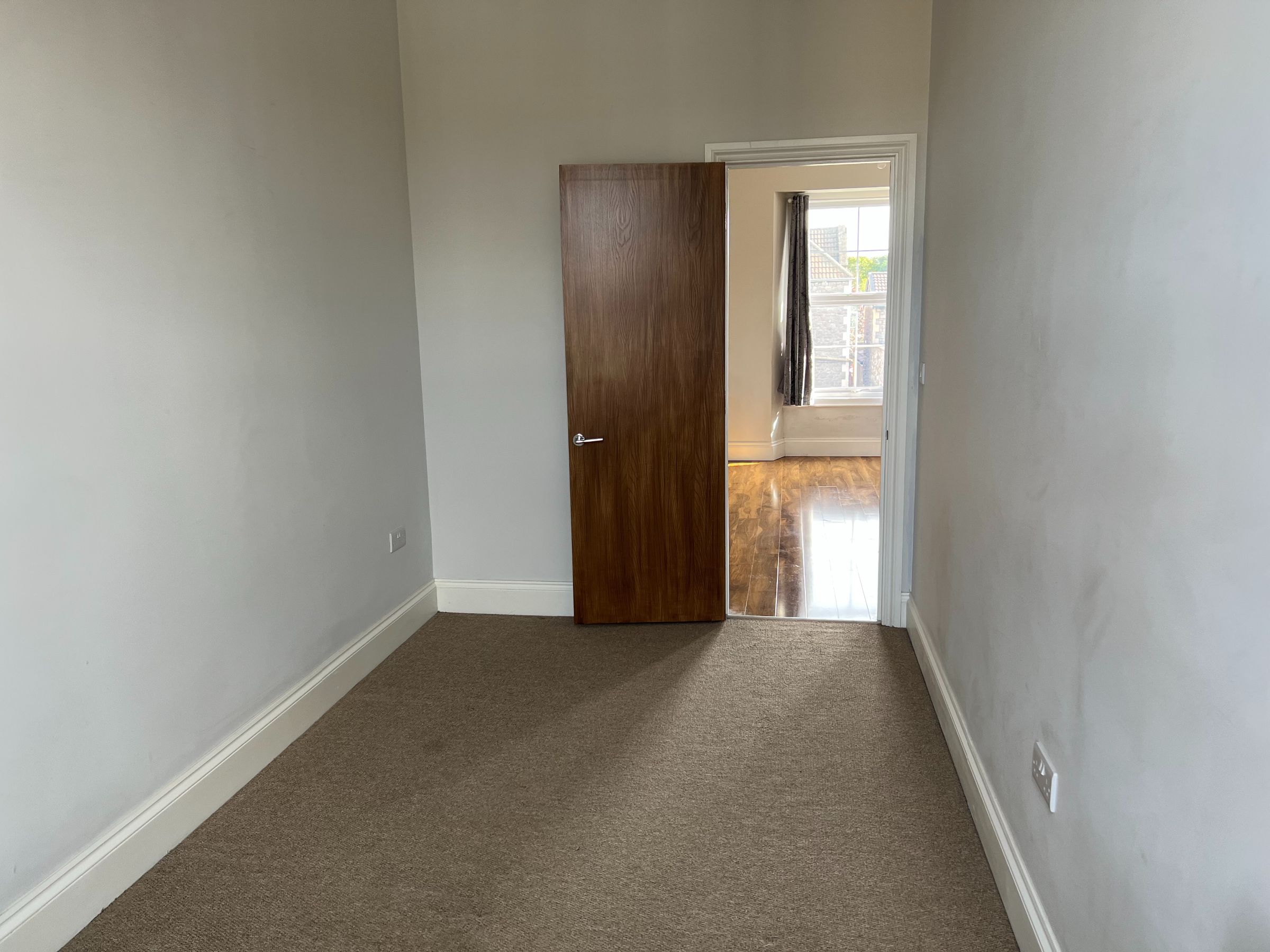 2 bed flat to rent in Apartment, Beaconsfield Road, Weston-super-Mare 4