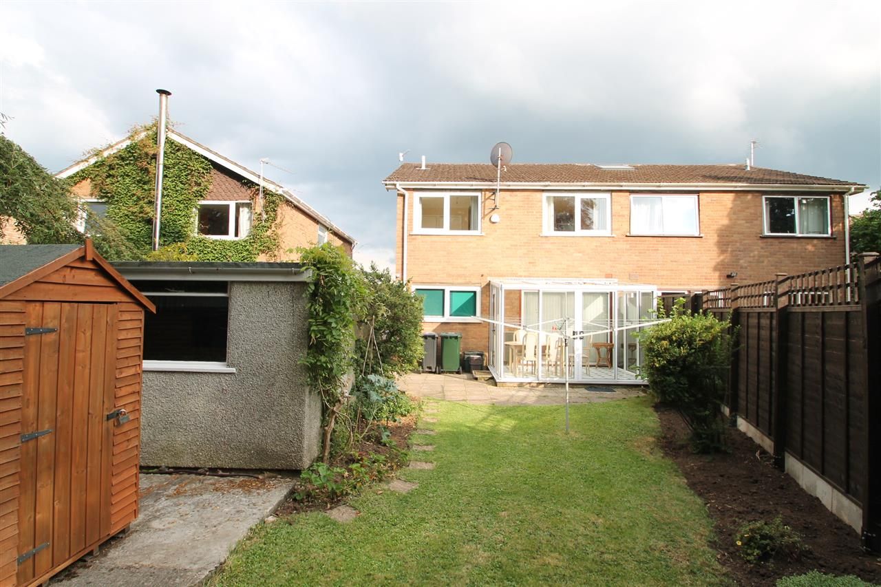 4 bed semi-detached house to rent in Beverley Gardens, Bristol  - Property Image 9