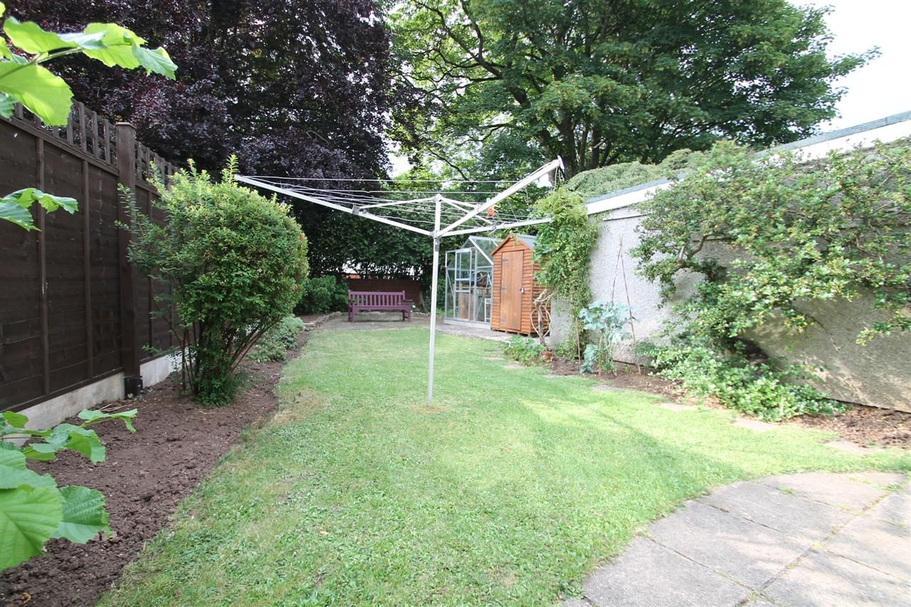 4 bed semi-detached house to rent in Beverley Gardens, Bristol  - Property Image 10