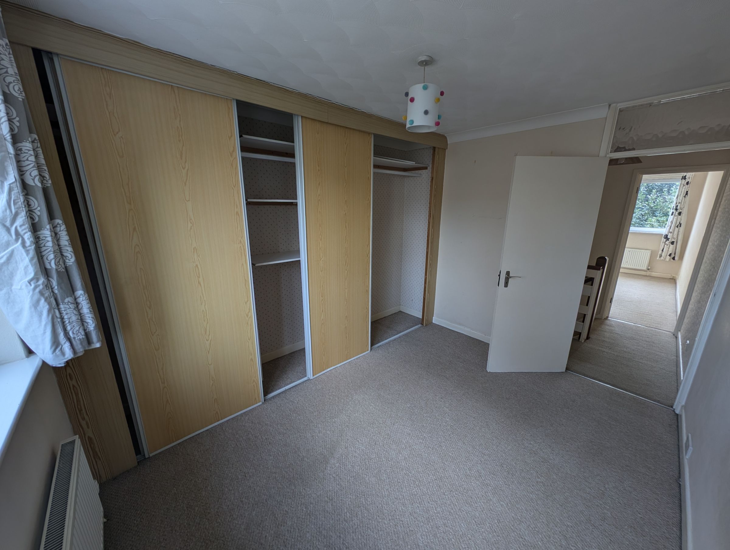 4 bed semi-detached house to rent in Beverley Gardens, Bristol 18