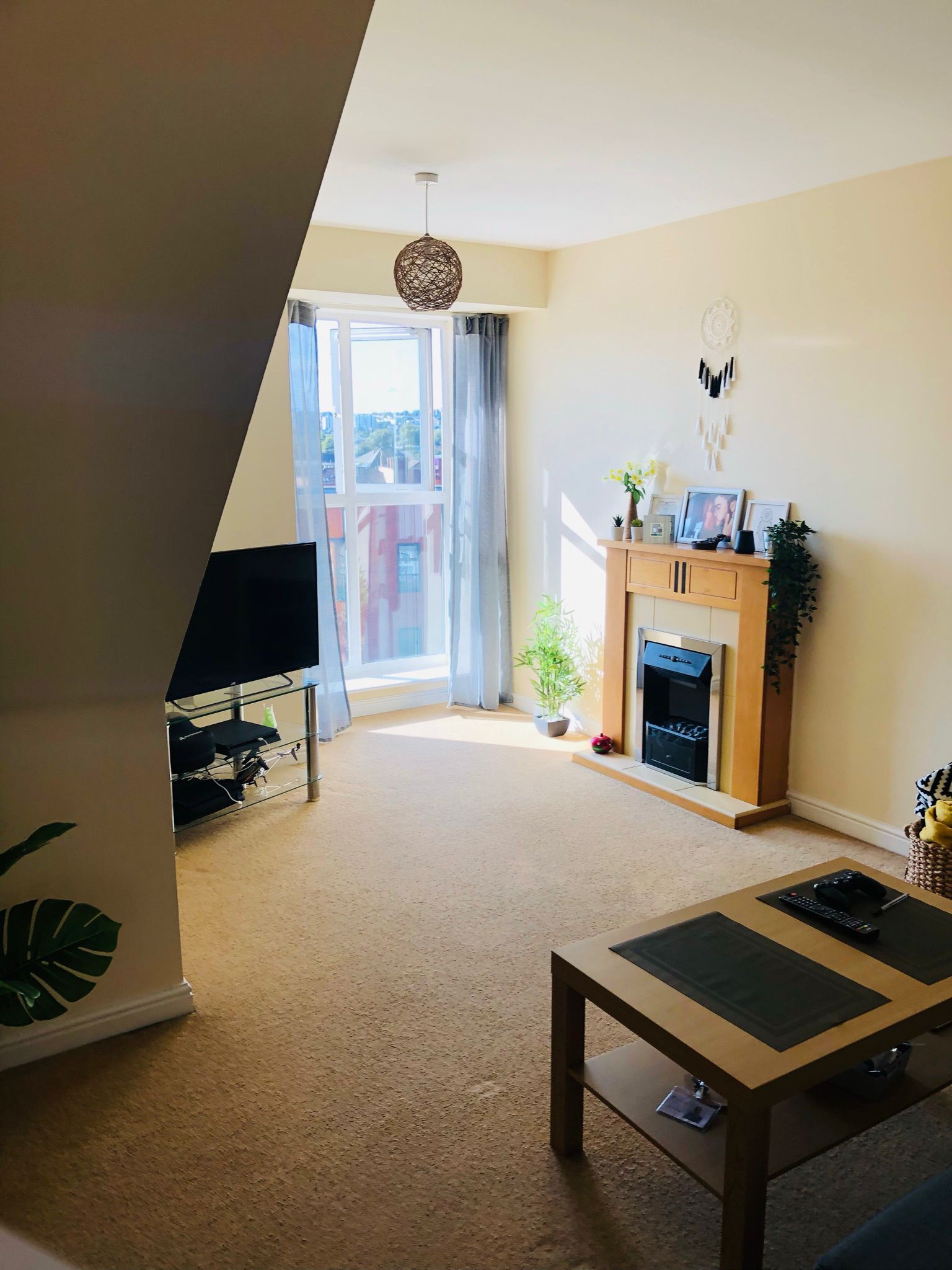 2 bed flat to rent in Fishponds Road, Eastville, Bristol 3