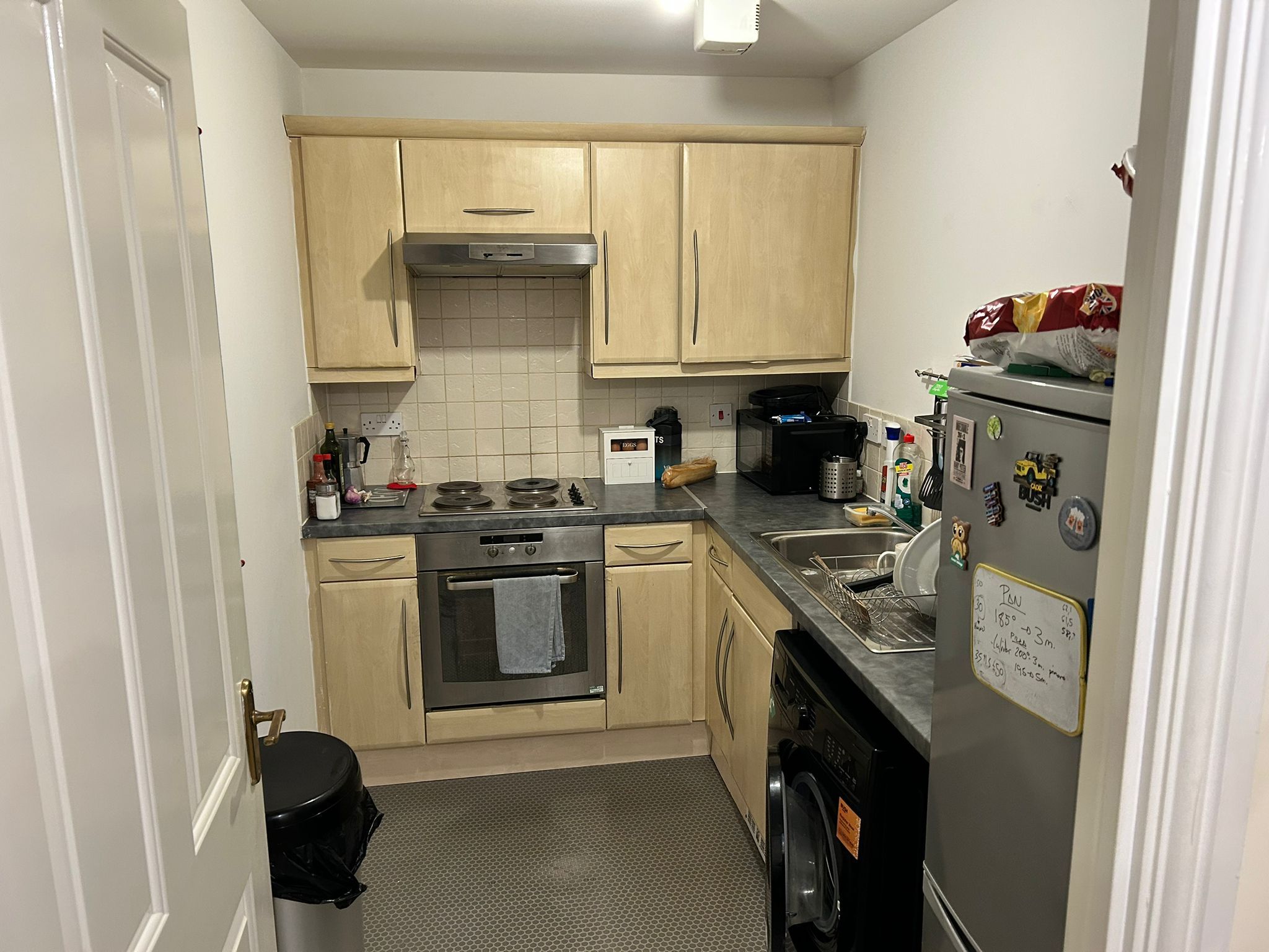 2 bed flat to rent in Fishponds Road, Eastville, Bristol 6