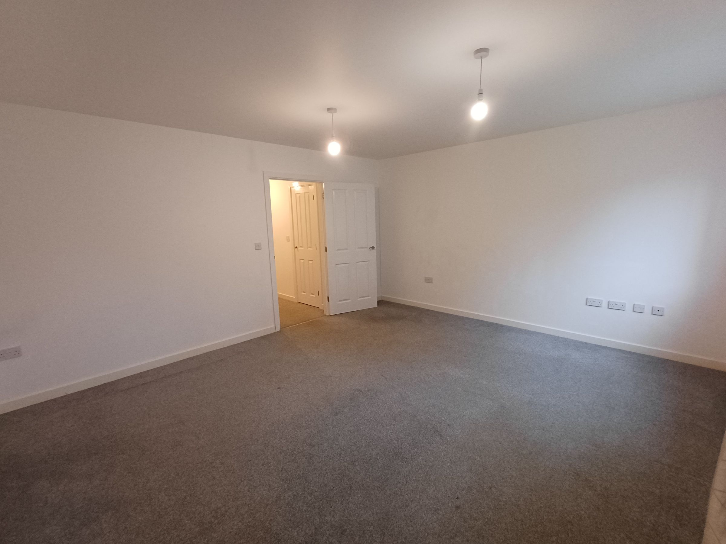 3 bed terraced house to rent in Whaites Drive, Ilminster  - Property Image 2