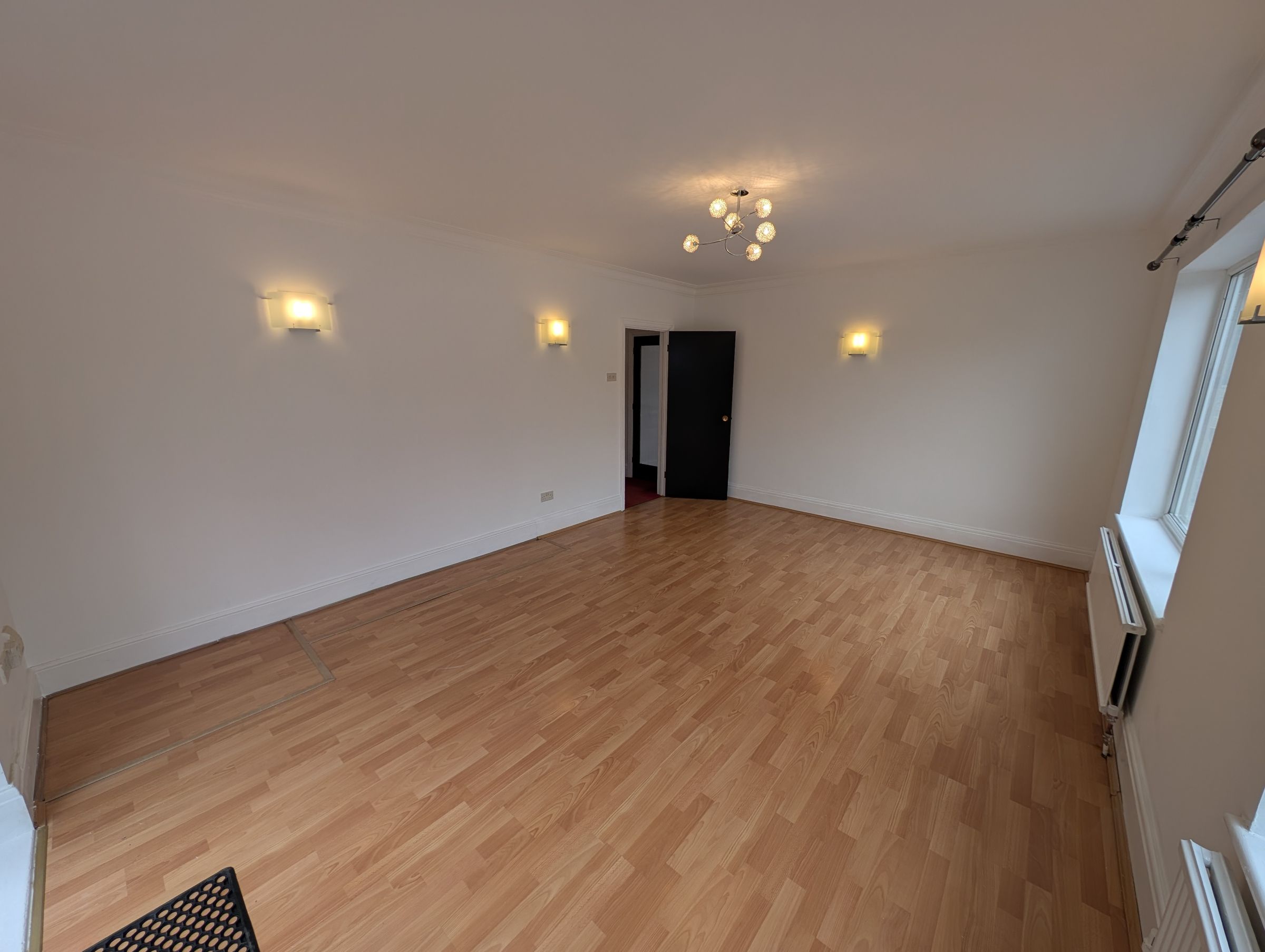 4 bed detached house to rent in Homestead Gardens, Bristol 2