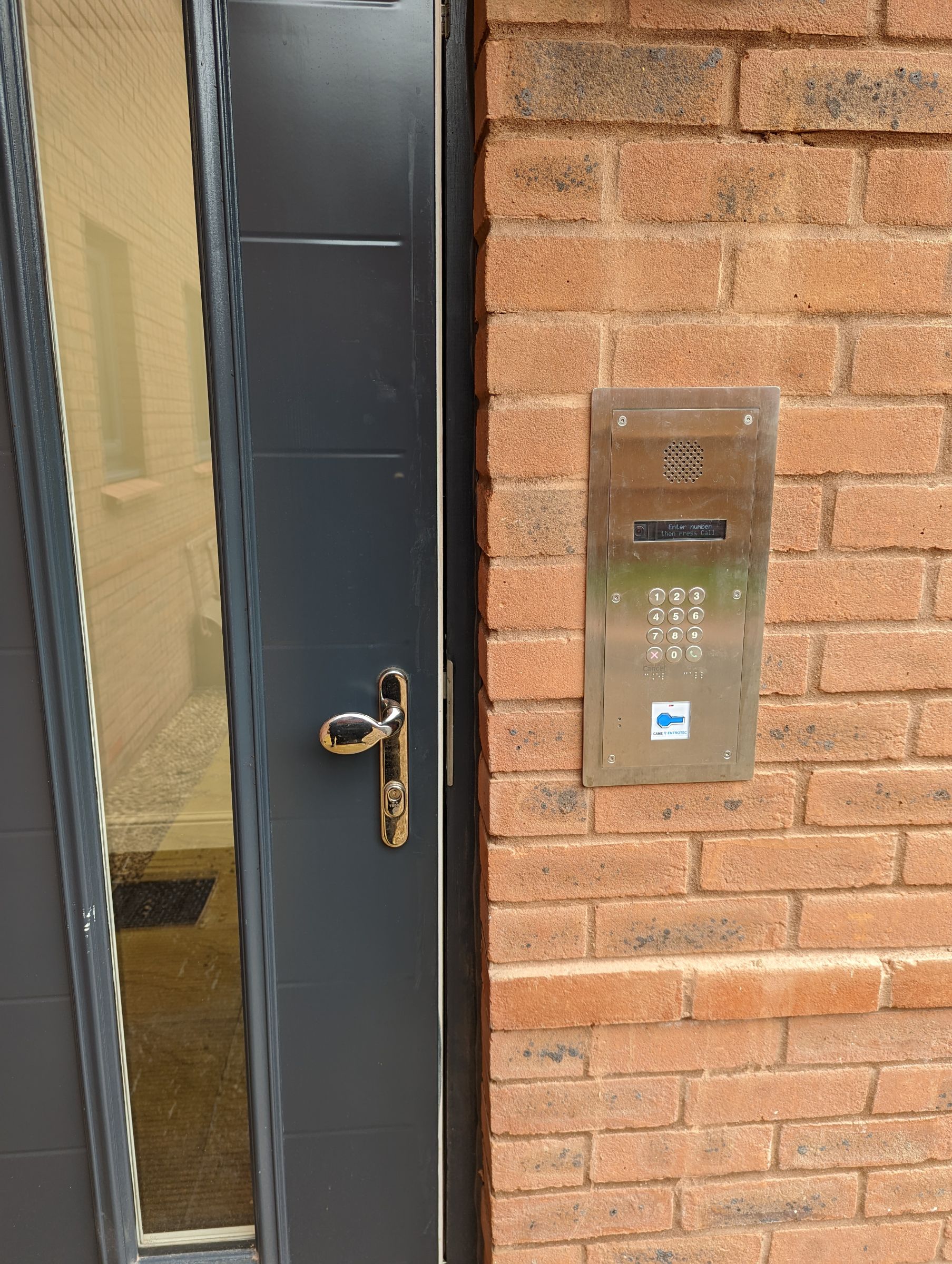 1 bed flat to rent in Mustoe Road, Bristol 14