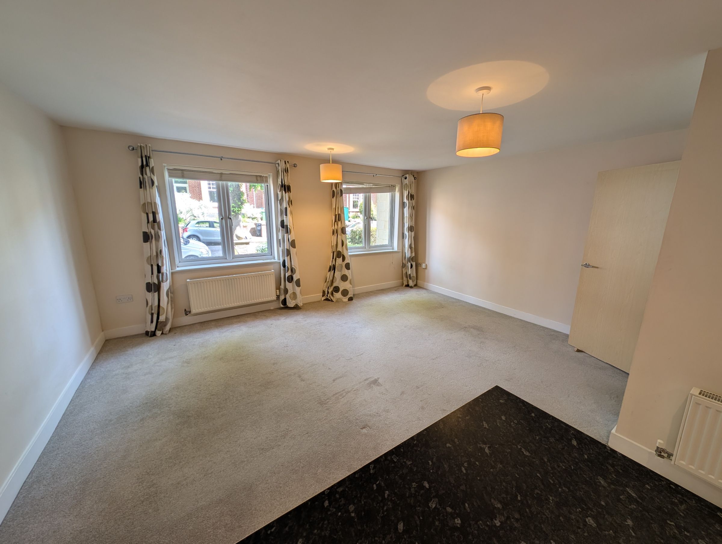 2 bed flat to rent in Linden Grange, Bristol  - Property Image 2
