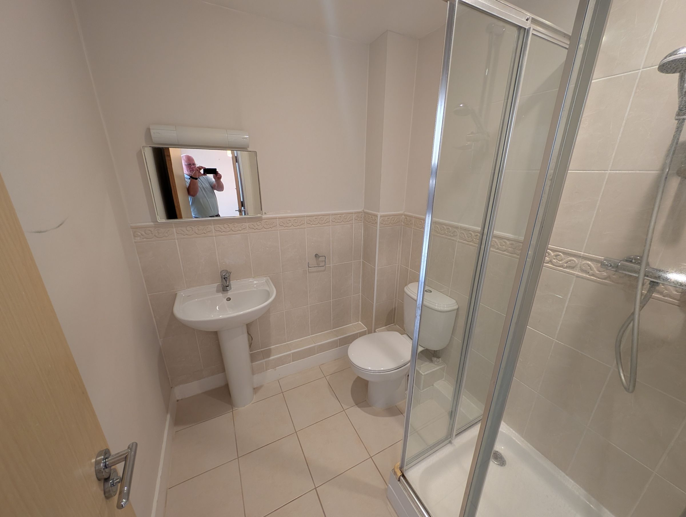 2 bed flat to rent in Linden Grange, Bristol 12