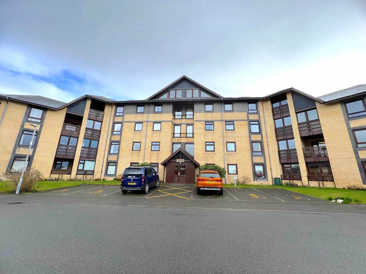 2 Bed Flat For Sale In Gerddi Rheidol, Aberystwyth, (Ref: 526312), SY23