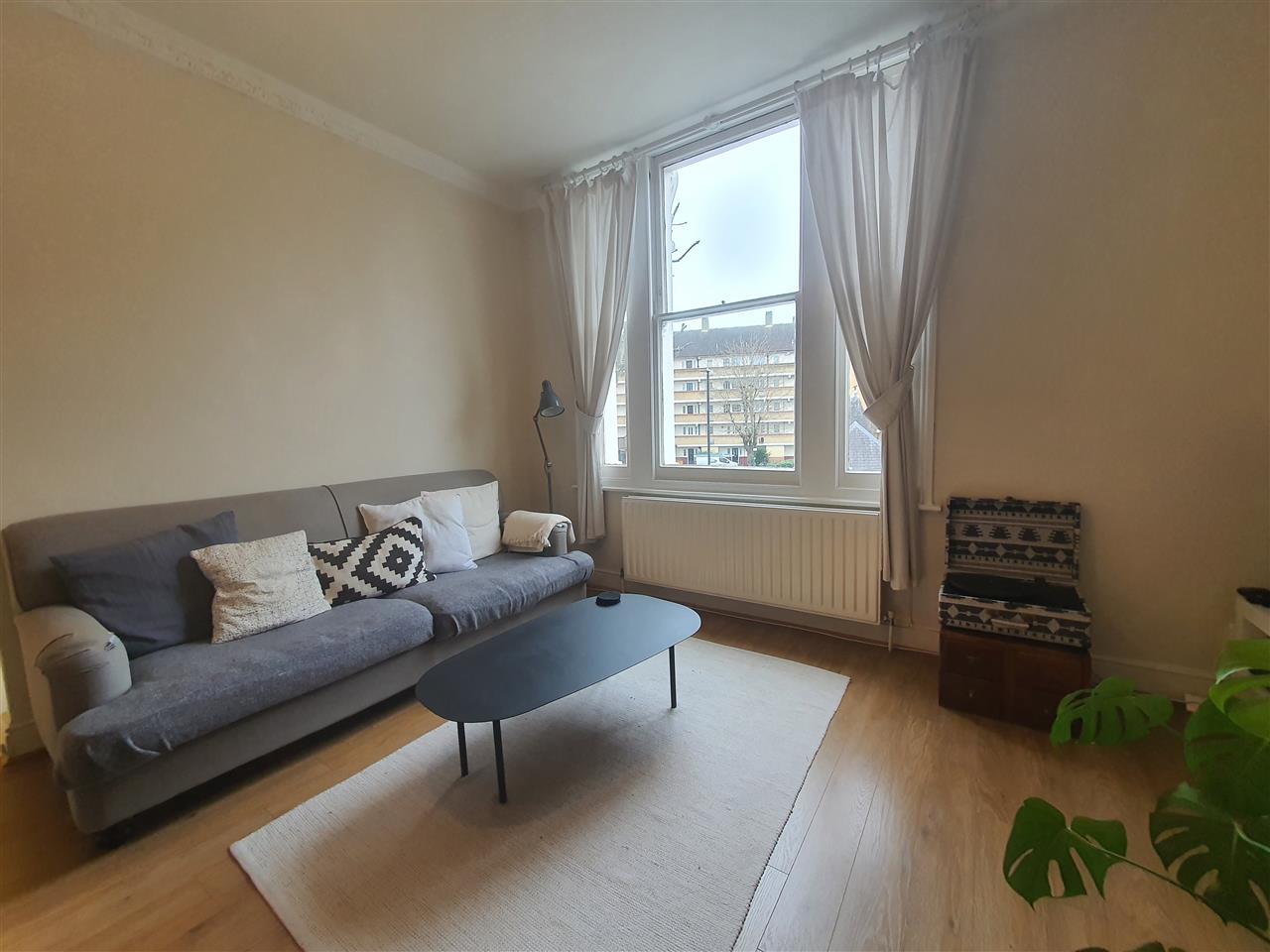 1 bed flat to rent in Tufnell Park Road 1