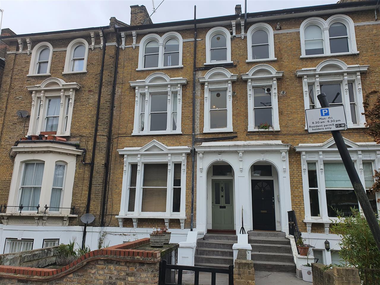 1 bed flat to rent in Tufnell Park Road 7